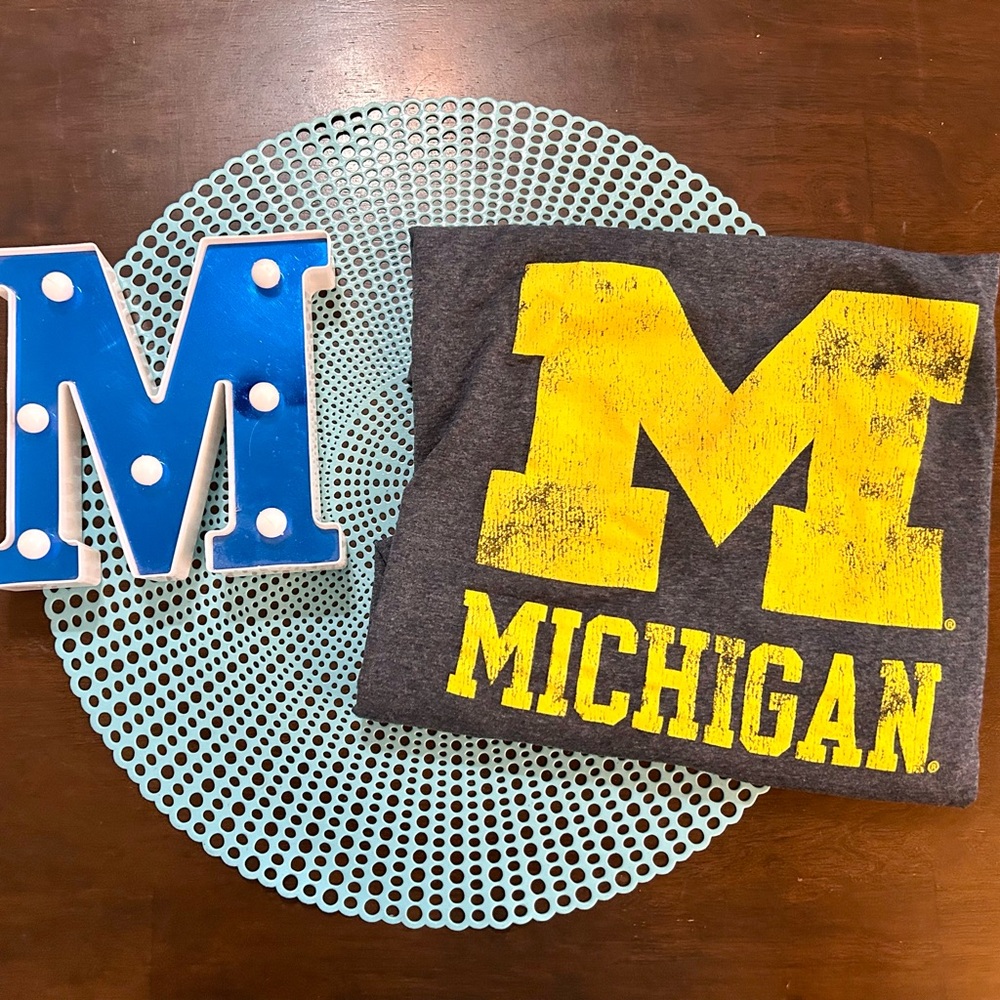 University Of Michigan Block M Faded/Heathered Blue T-shirt, Large, Used